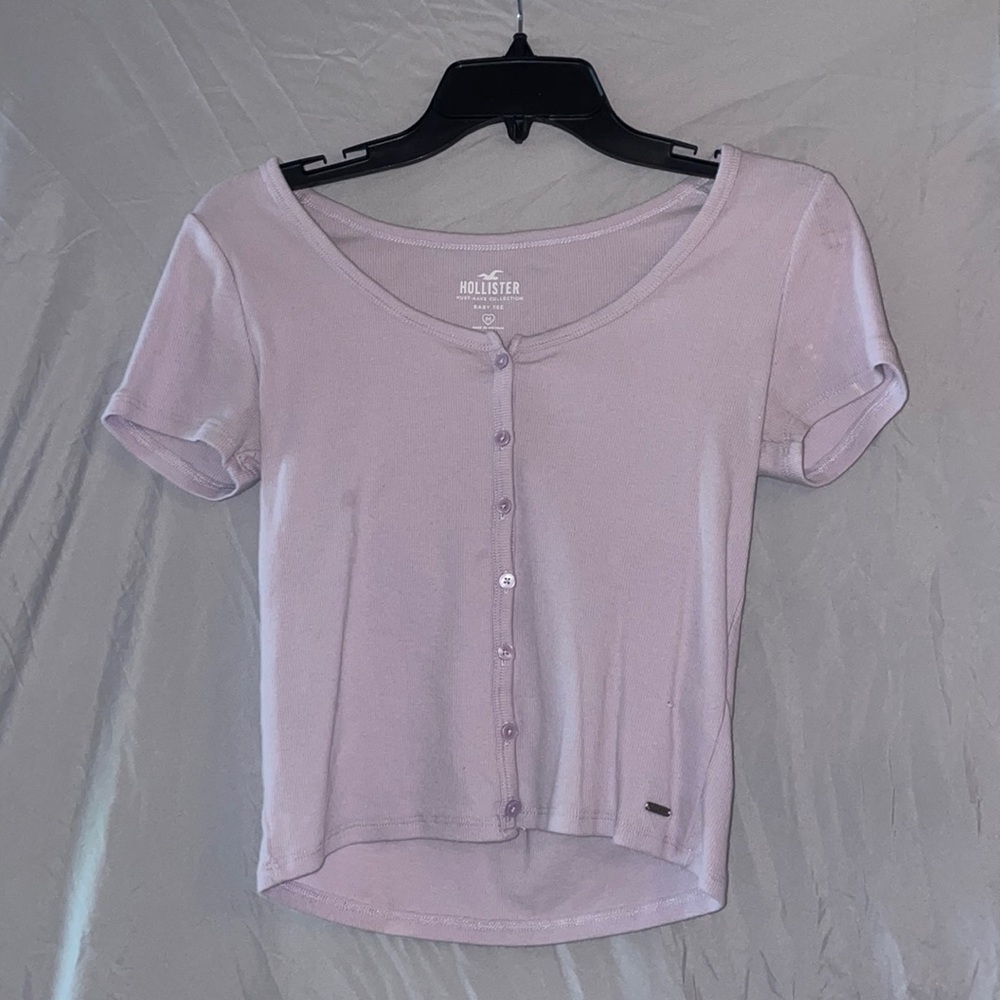Hollister Must-Have Baby Tee